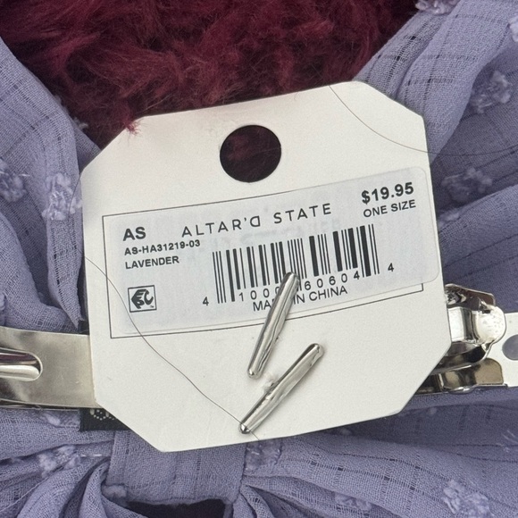 Altar'd State Lavender Hair Clip - Picture 4 of 4